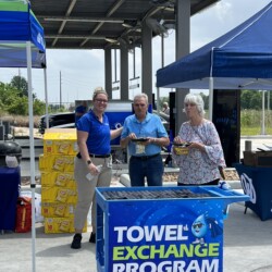 ClearWater Express Wash Katy TX - Guests with team member ClearWater Express Wash Katy TX - Customer Appreciation Event